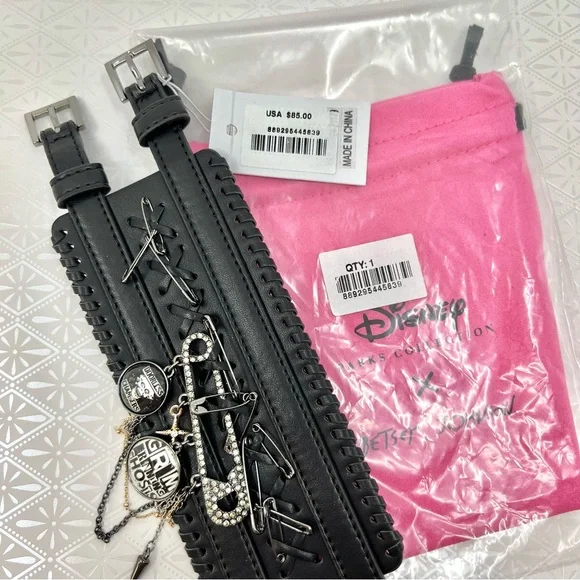 Betsey Johnson Disney’s Haunted Mansion Buckle & Charm CuffNWT/RARE!